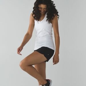Lululemon Run Times Short 4-way Stretch 4" Black sz 6